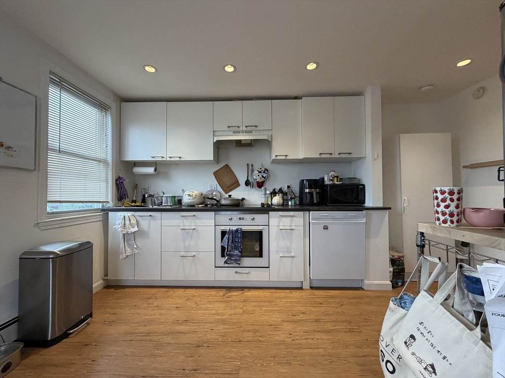 1 Harding - Photo 1