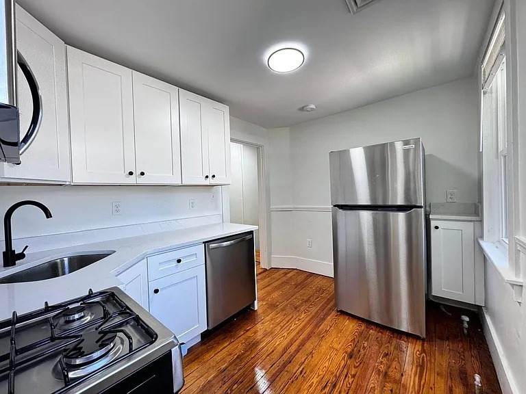 21 Main St - Photo 1