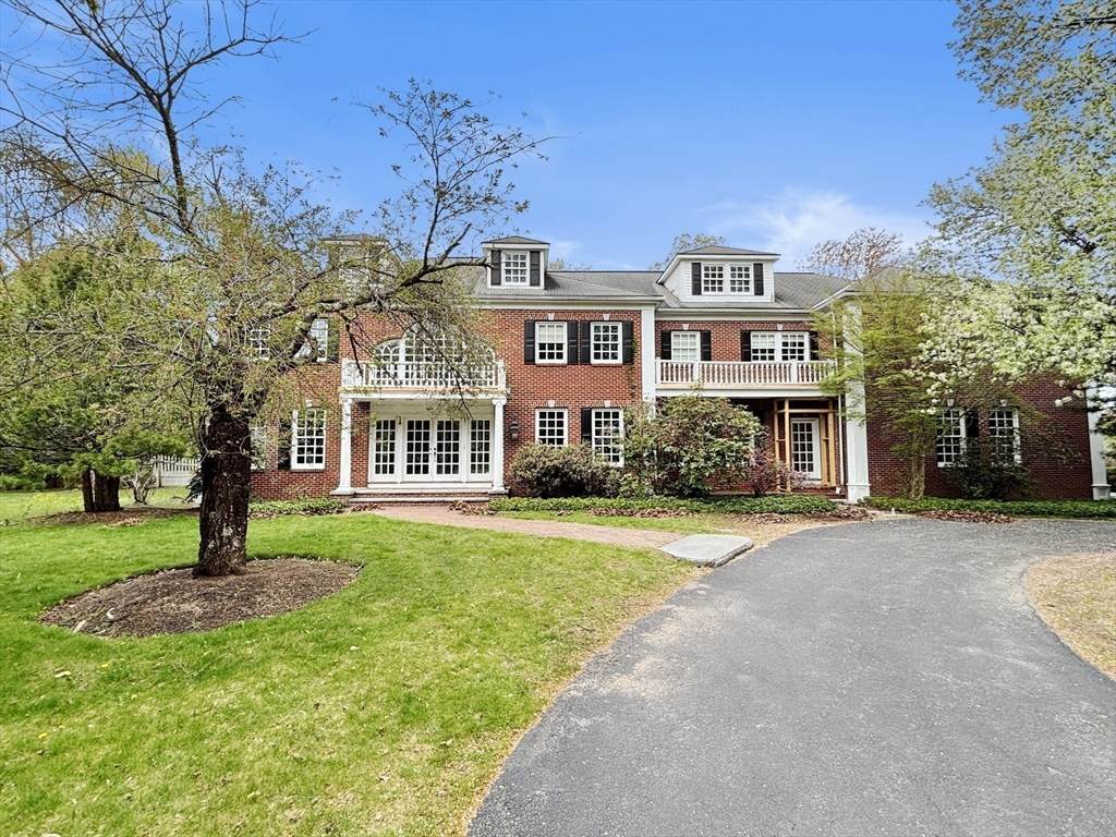 32 Solomon Pierce Road - Photo 1
