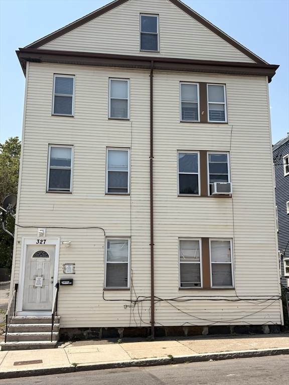 347 Wood Ave - Photo 1