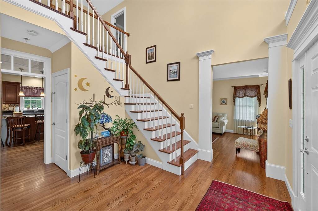 https://bt-photos.global.ssl.fastly.net/mlspin/orig_boomver_1_73548129_2.jpg