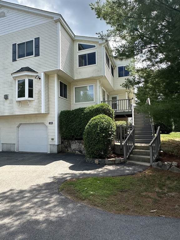 1301 Old Bridge - Photo 1