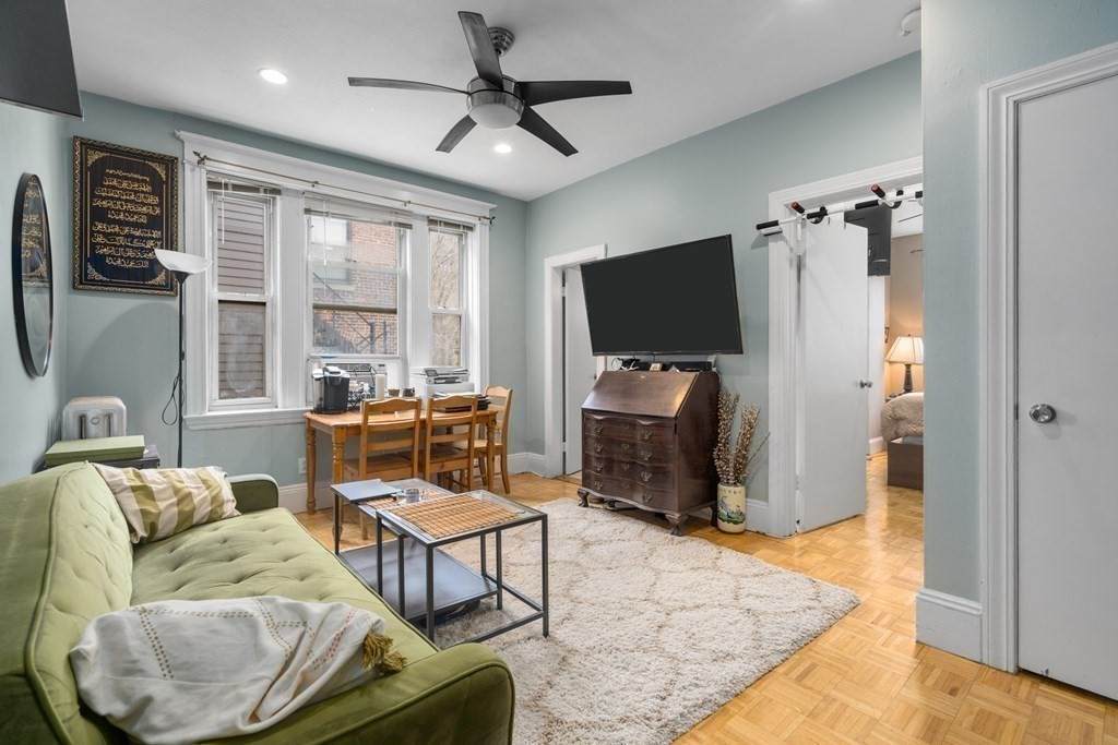 56 Park Vale Ave - Photo 1