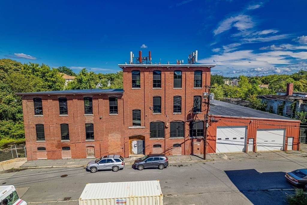 81-83 Holly Street - Photo 1