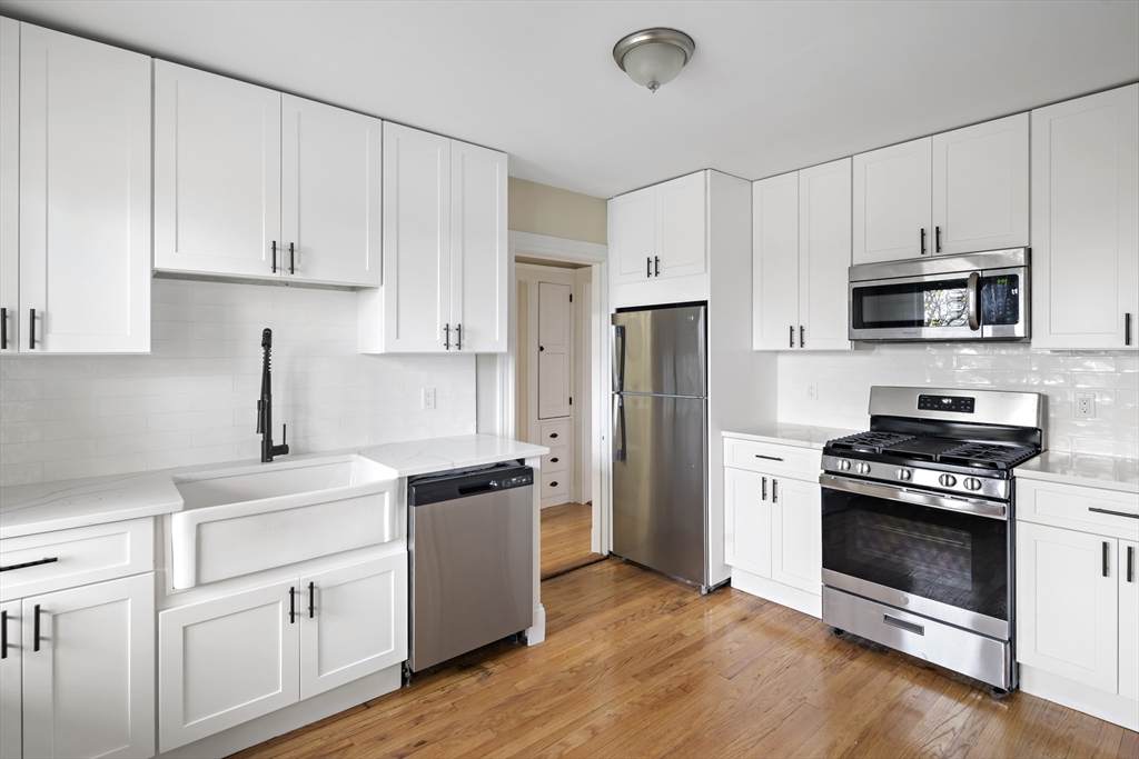 23 Thelma Rd - Photo 1