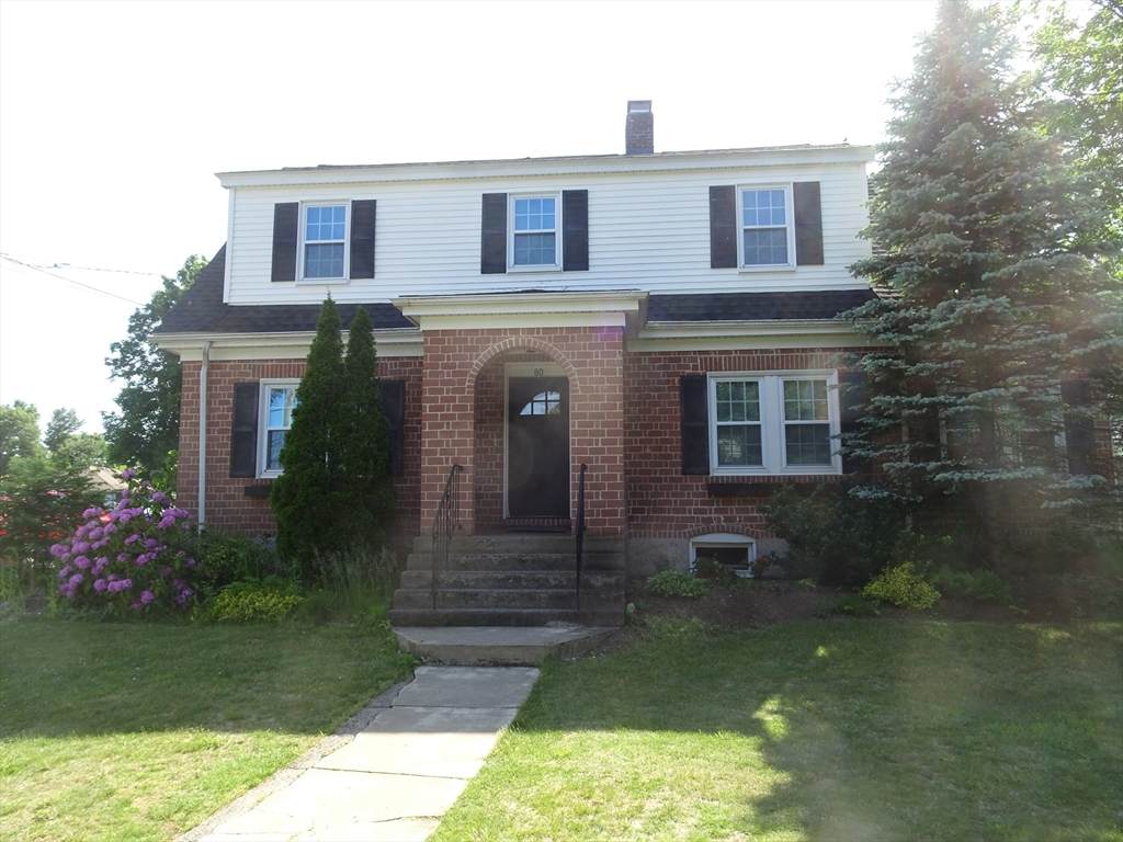 80 Center St - Photo 1