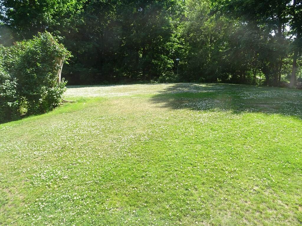 https://bt-photos.global.ssl.fastly.net/mlspin/orig_boomver_1_73548410_2.jpg