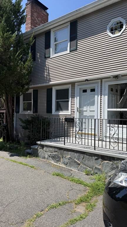 106 Green Street - Photo 1