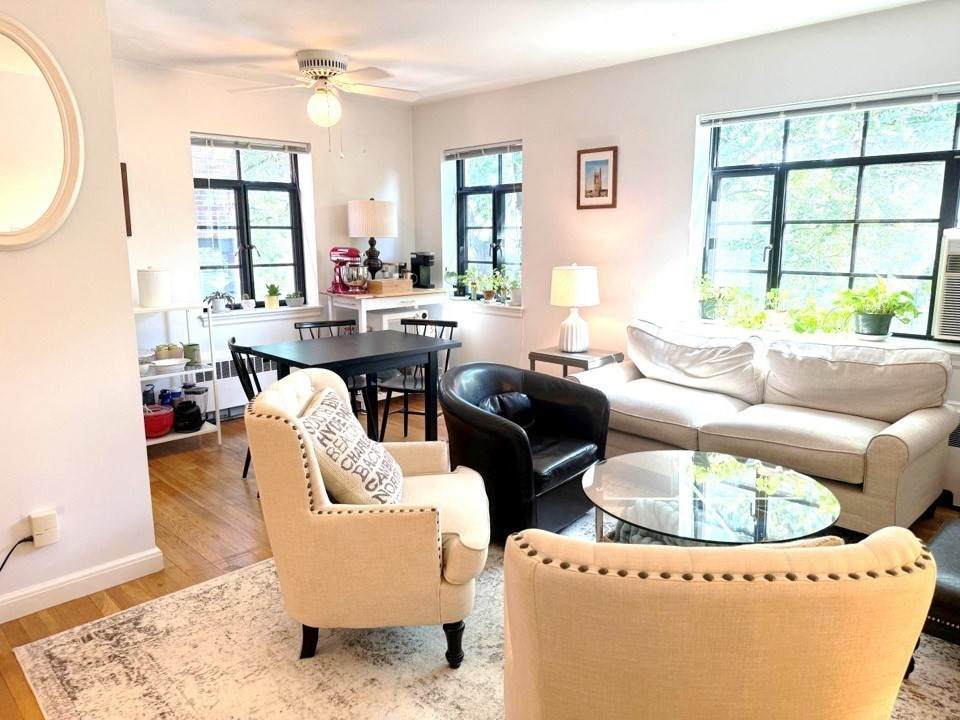 69 Strathmore Rd - Photo 1