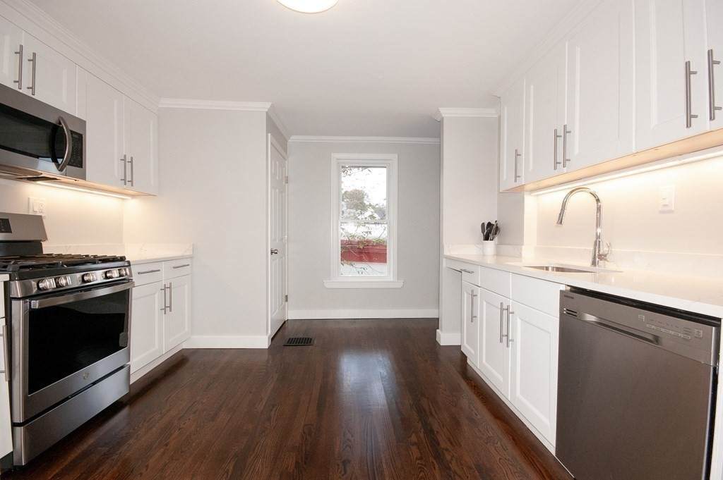 30 Thornley St - Photo 1