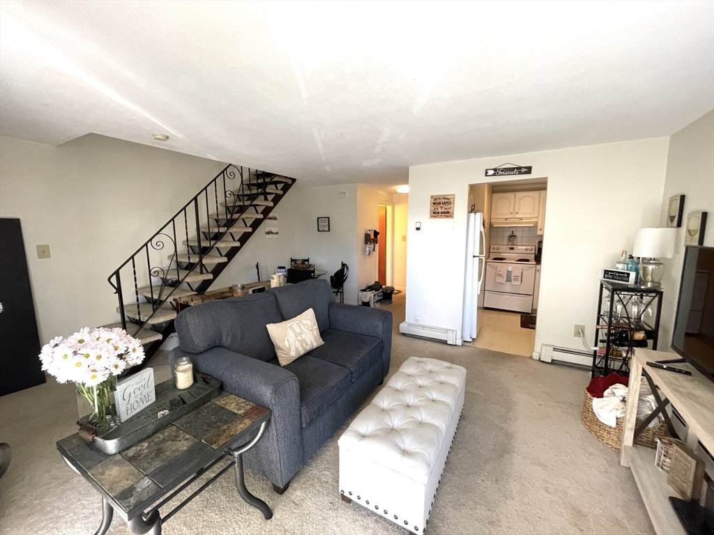 24 Highland - Photo 1