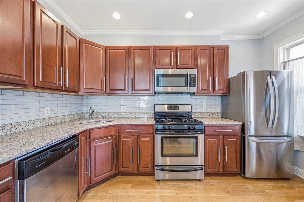 693 East 7th Street - Photo 1