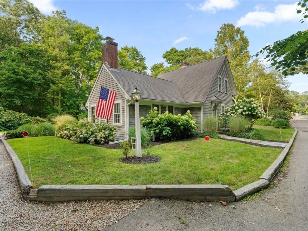 44 Stetson Pl - Photo 1