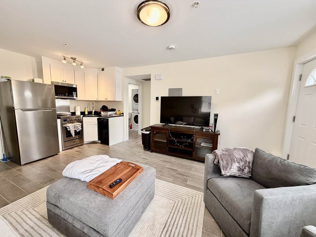 13 Dalby St - Photo 1