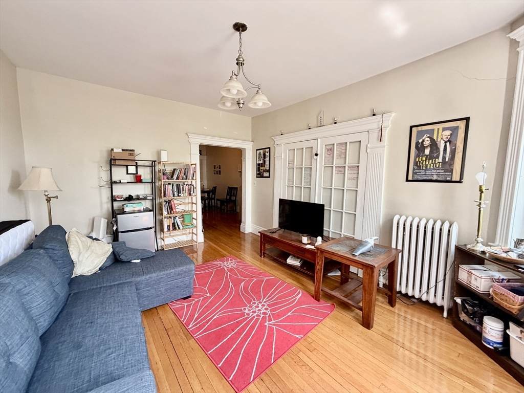 1721 Commonwealth Ave - Photo 1