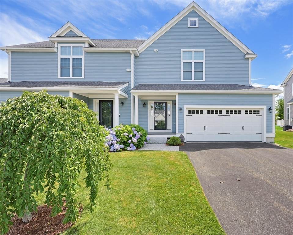 14 Clarks Hill Ln - Photo 1