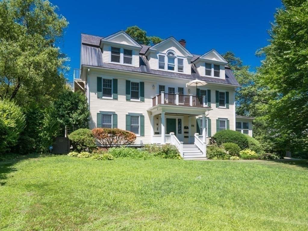 88 Round Hill Rd - Photo 1