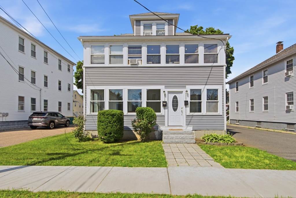 15 Weld Avenue - Photo 1