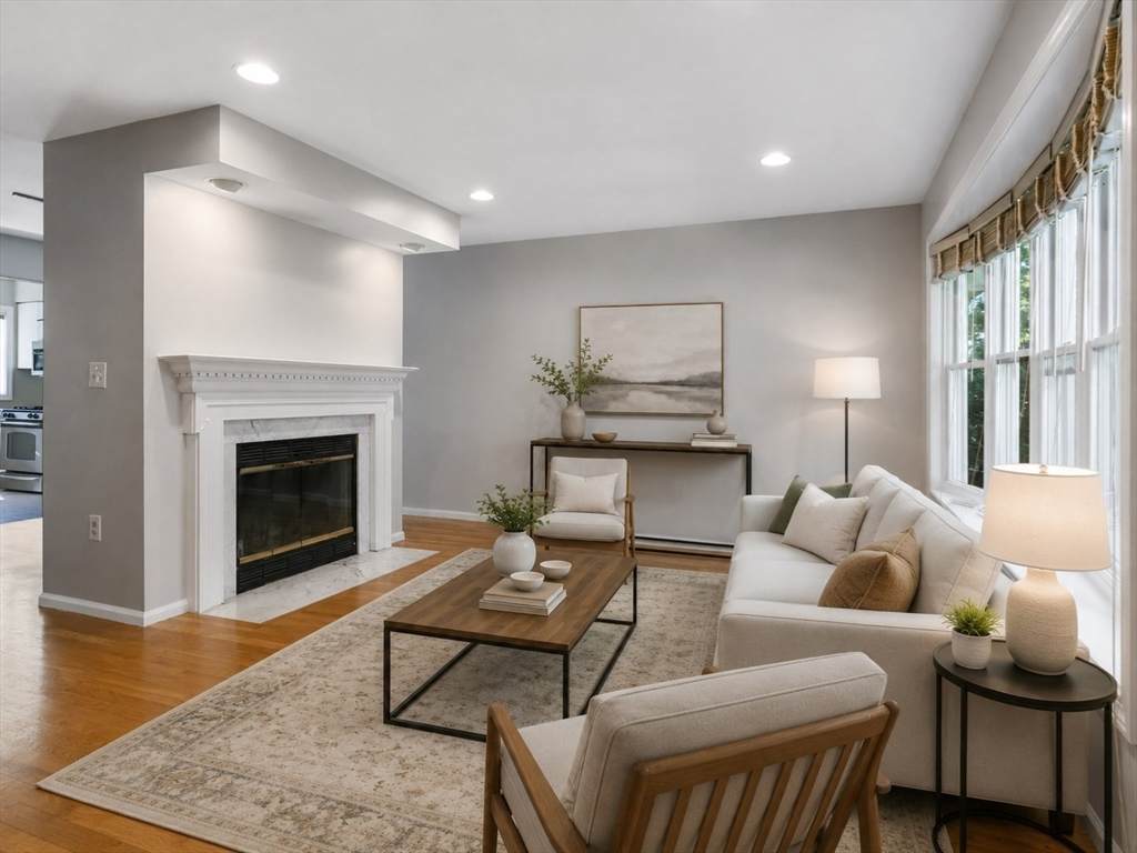 8 Locust Ln - Photo 1
