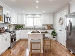 579 Summit St - Photo 1