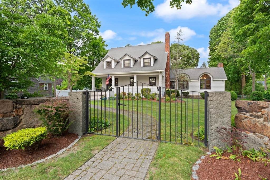 161 Cedar Street - Photo 1