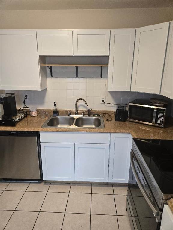 55 Rocklan Av - Photo 1