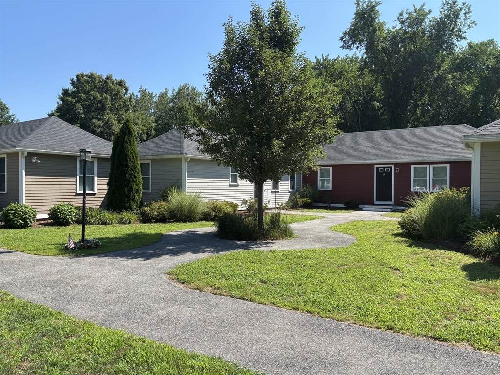142 Parker Street - Photo 1