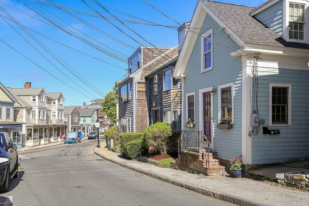 42 Main St - Photo 1