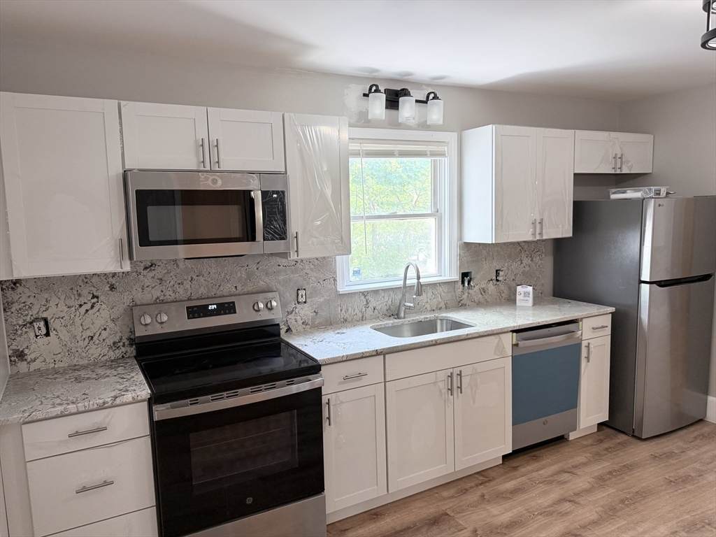 16 Concord - Photo 1