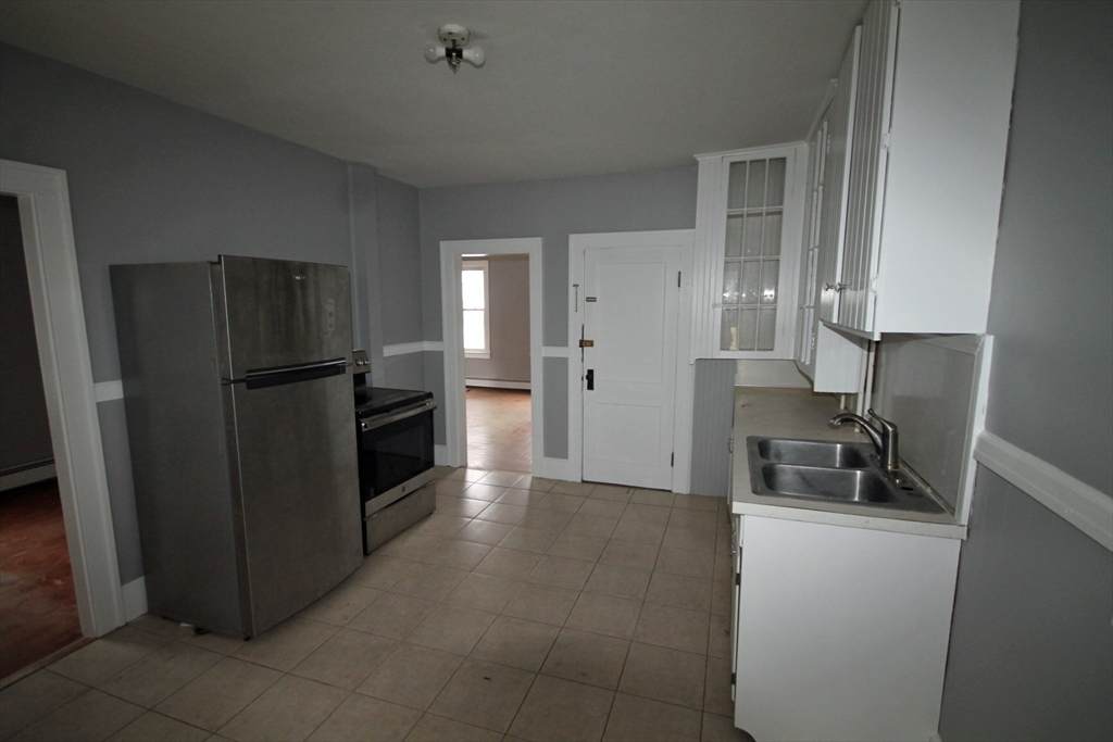 21-23 Maple Ave - Photo 1