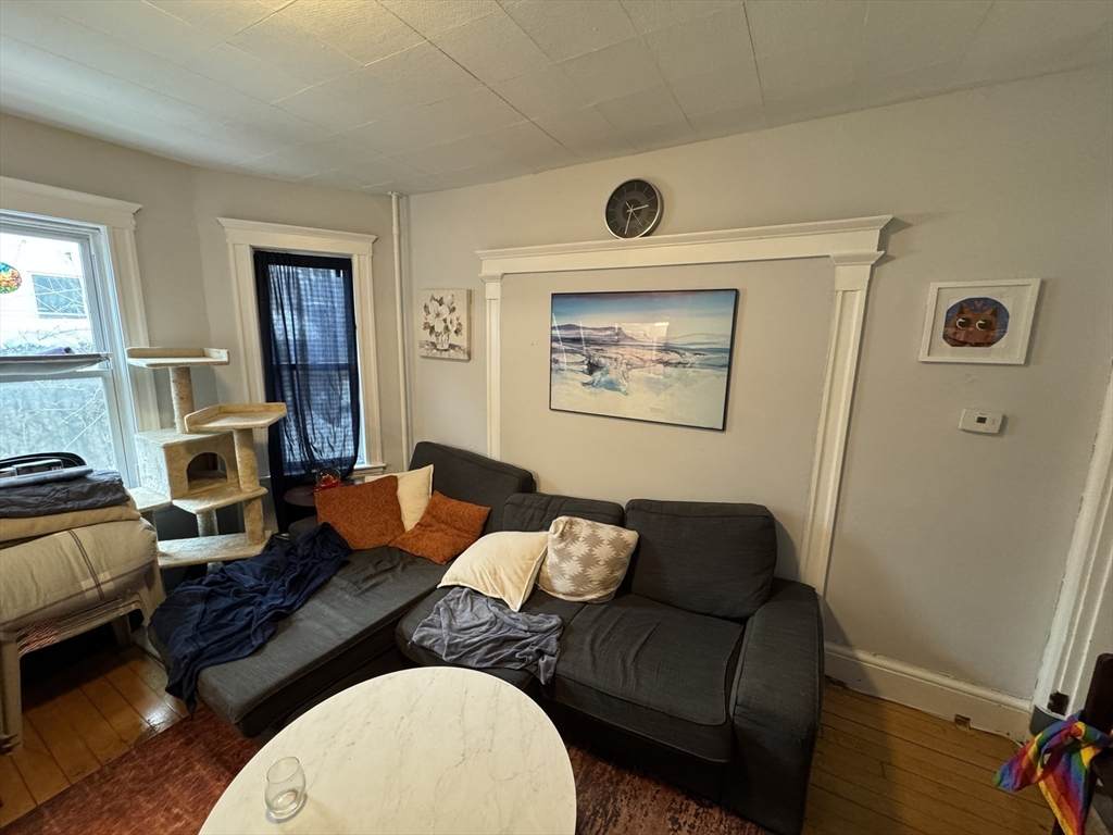 9 Burnham St - Photo 1