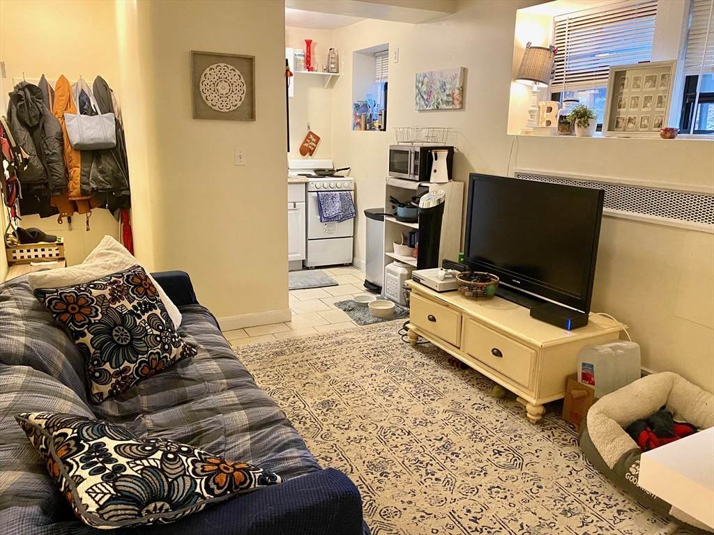 120A Babcock St - Photo 1