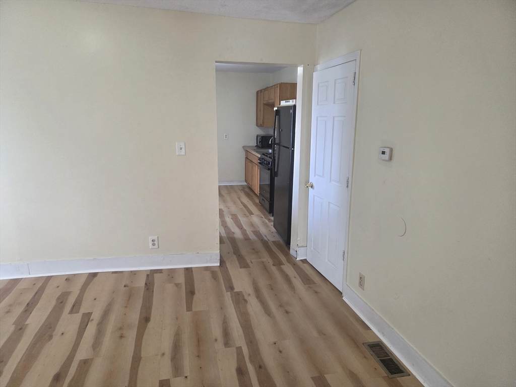 210 Farnham Street - Photo 1