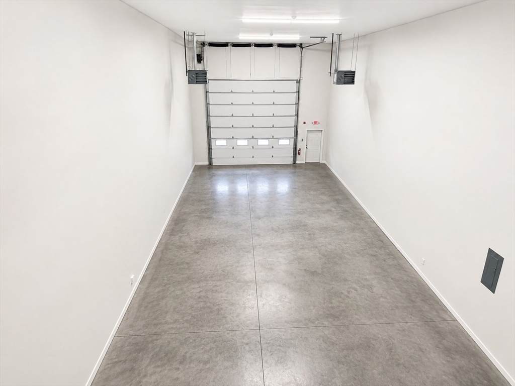 https://bt-photos.global.ssl.fastly.net/mlspin/orig_boomver_1_73552389_2.jpg
