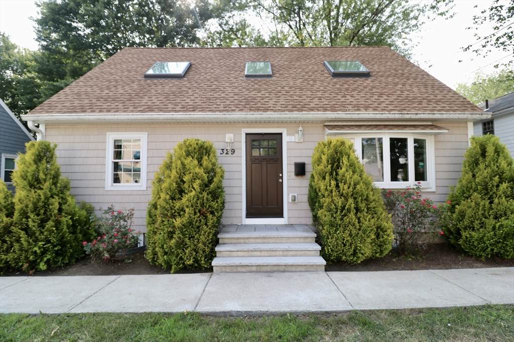 329 Bridge St - Photo 1