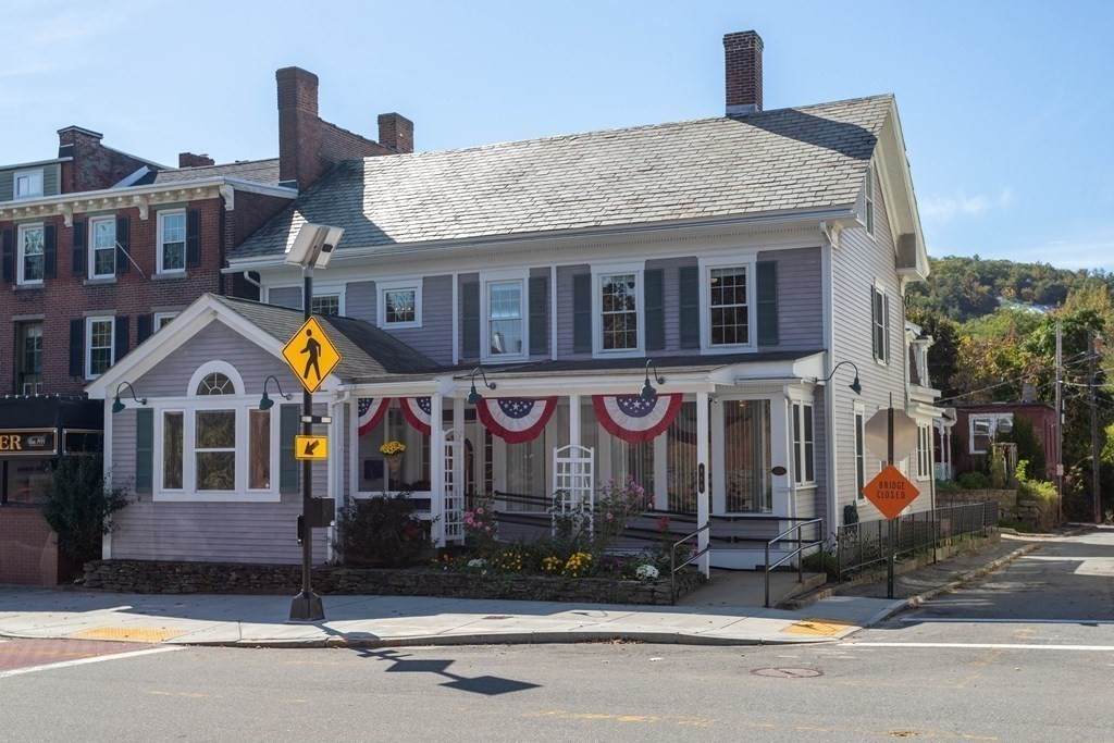 886 Main Street - Photo 1