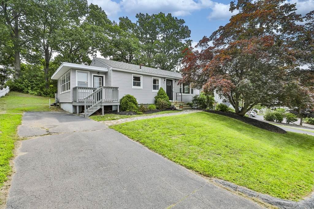 17 Robinson St - Photo 1