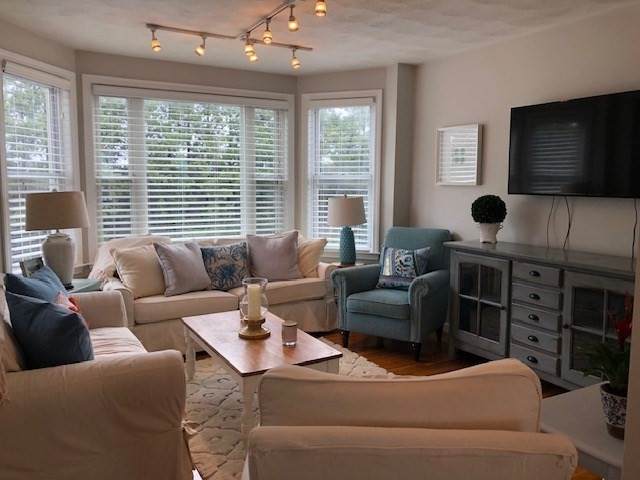 383 Maverick - Photo 1