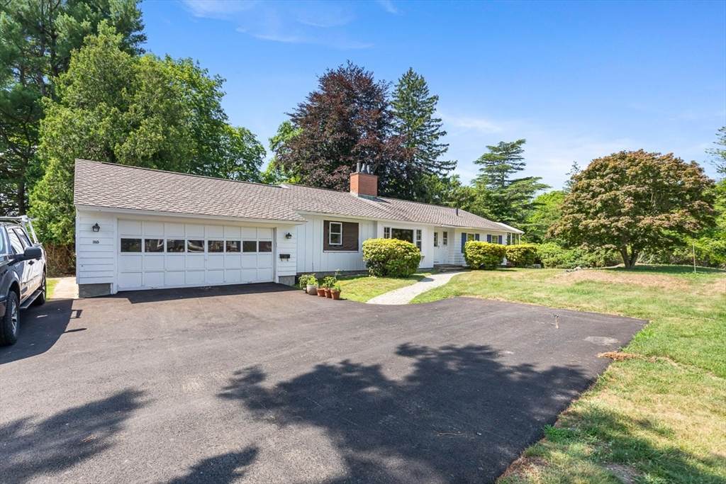 355 Pearse Rd - Photo 1
