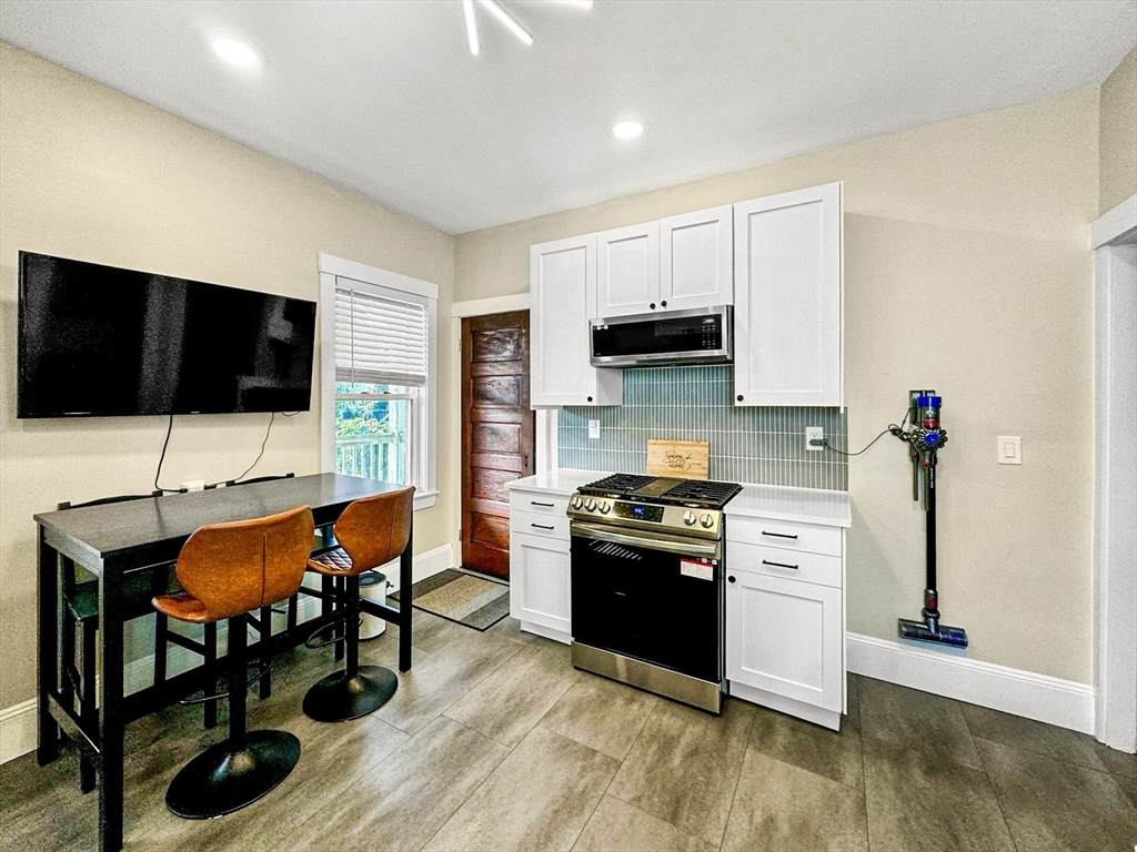 56 Dorset St - Photo 1