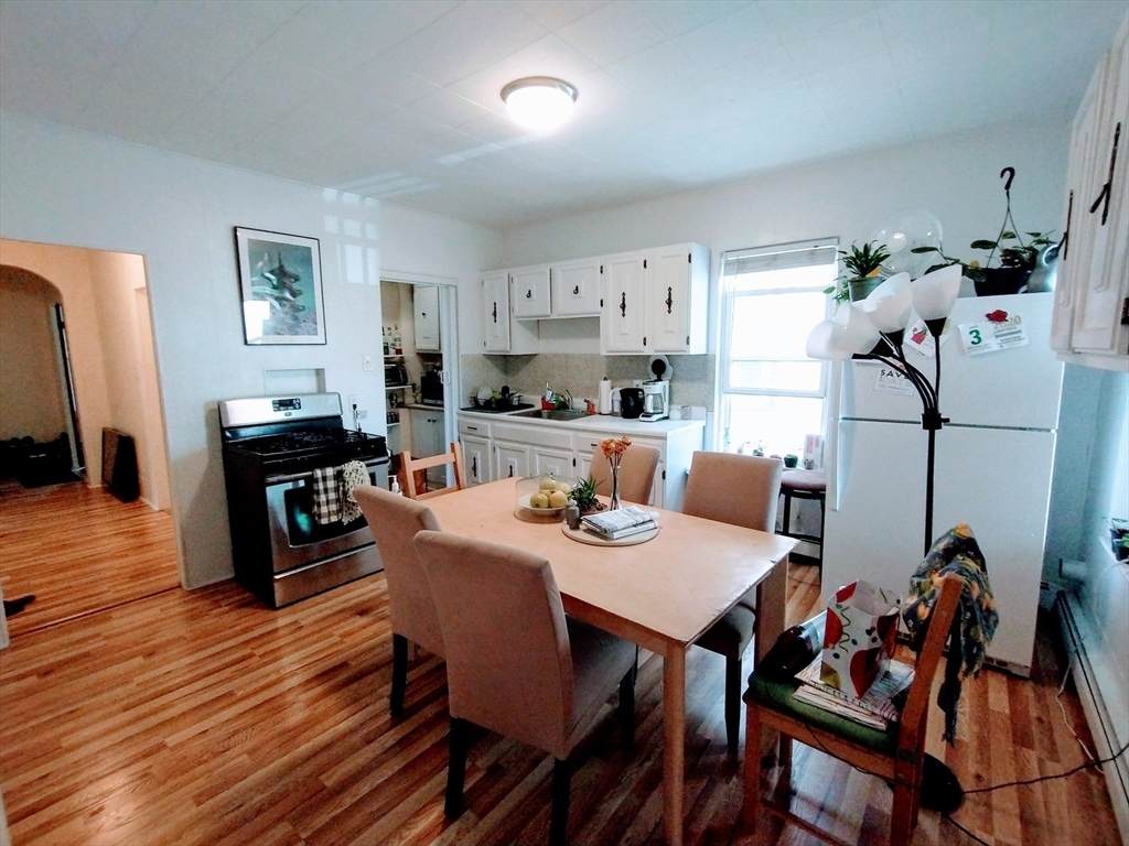 10 Hardwick - Photo 1