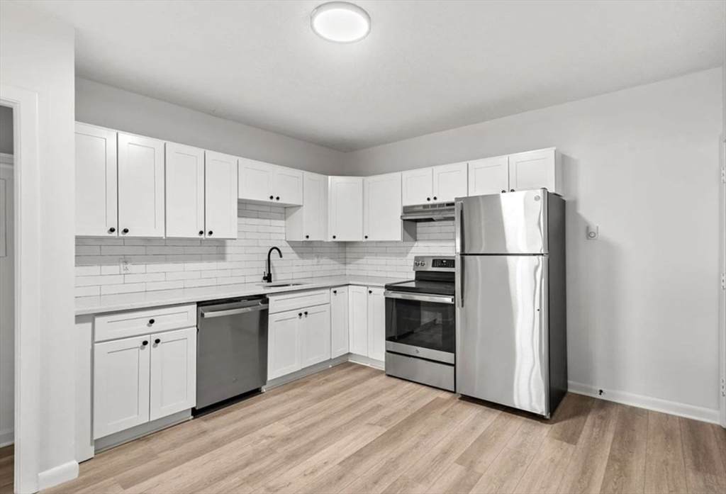14 Pierce St - Photo 1