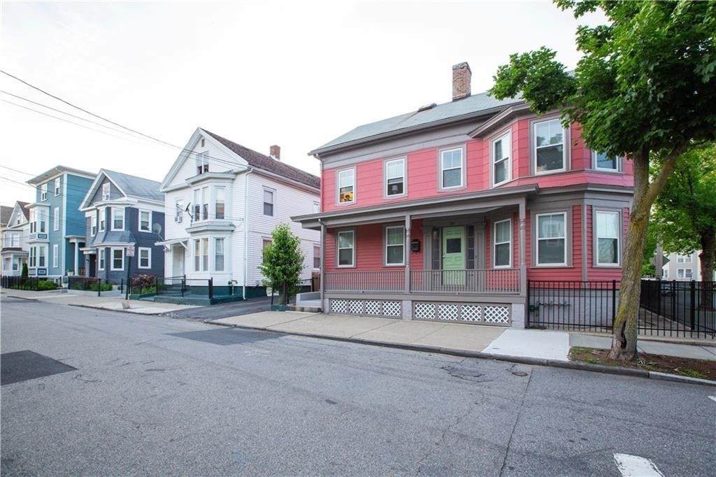 185 Carpenter St - Photo 1