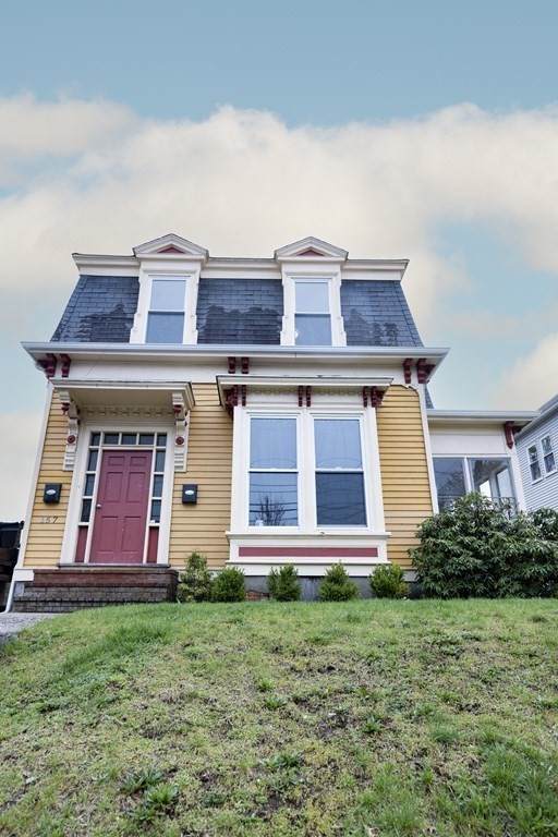 157 Winthrop Street - Photo 1
