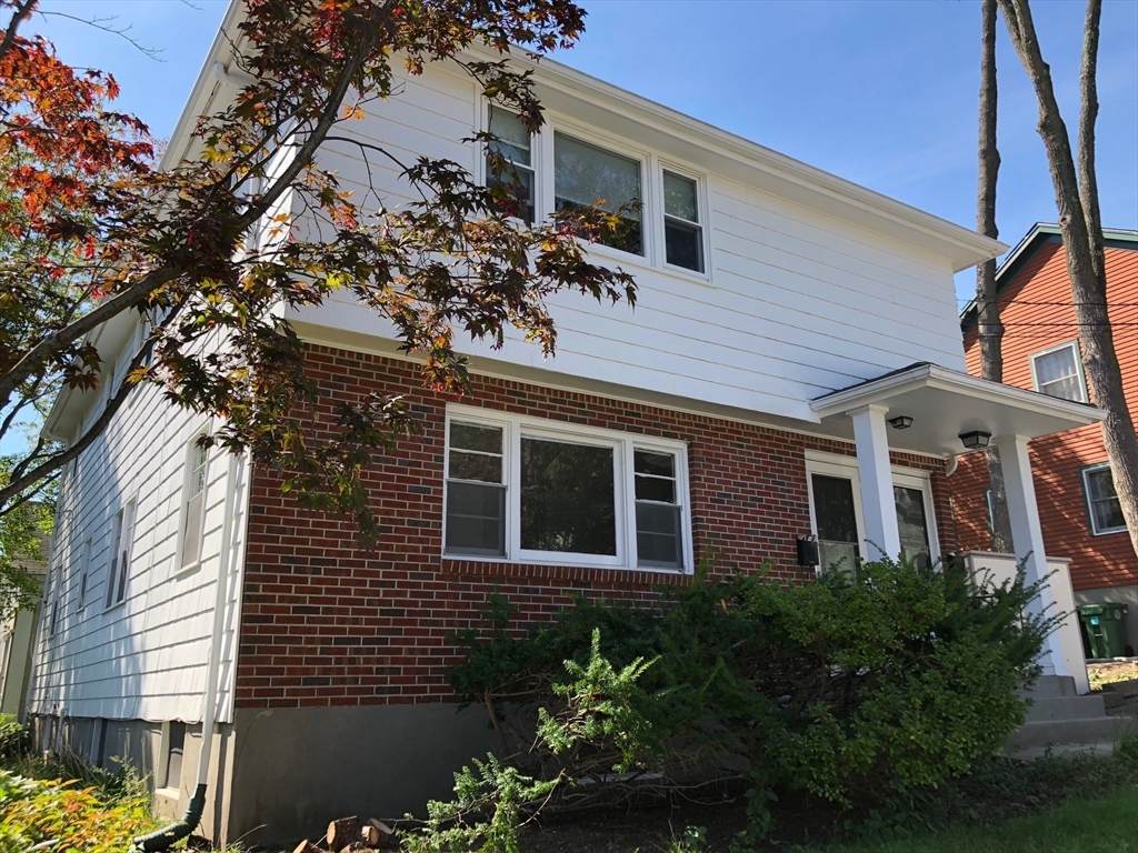 4 Hawthorne Street - Photo 1