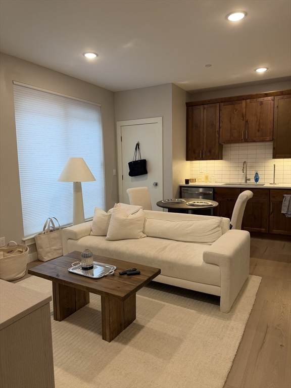 400 West Broadway - Photo 1