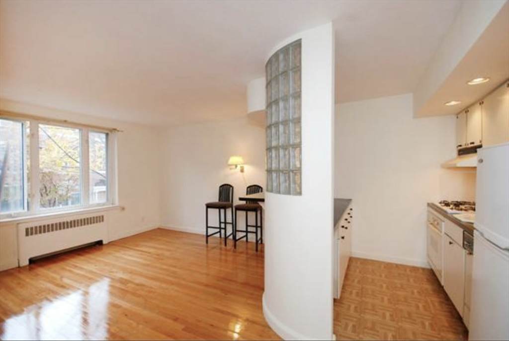 150 Beaconsfield Road - Photo 1
