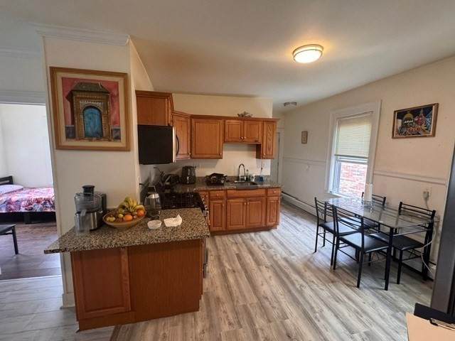 1081 Lawrence St - Photo 1