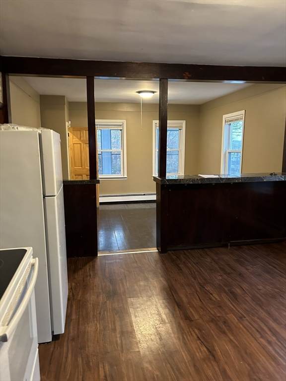 28 Joyce St - Photo 1