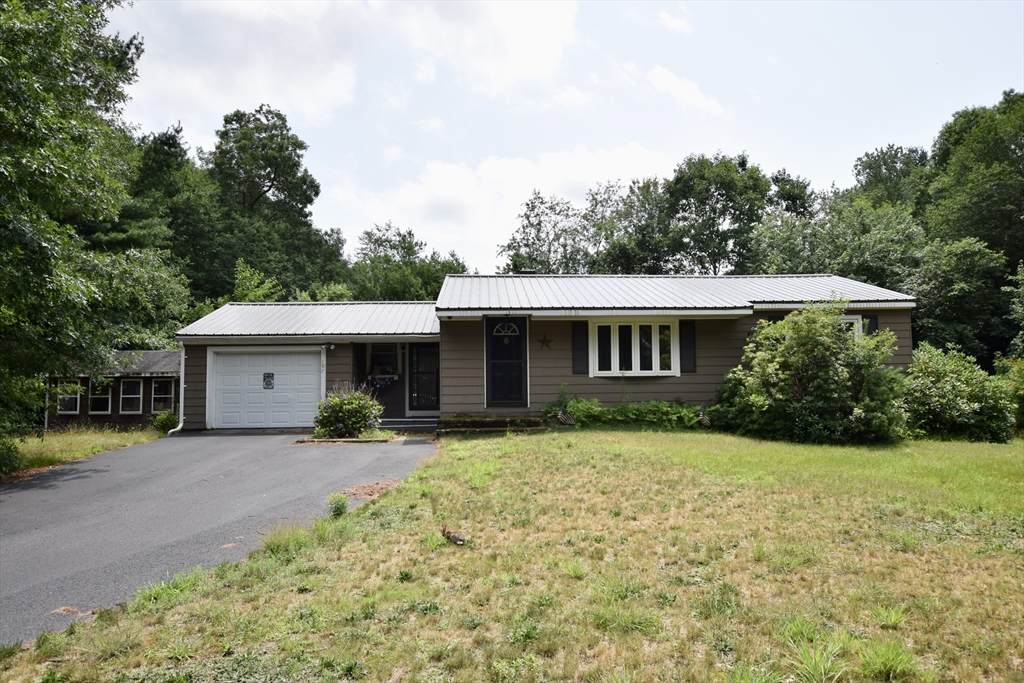 197 Birch St - Photo 1